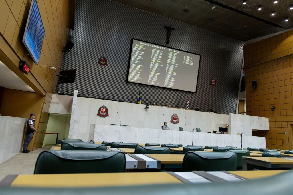 Alesp: PL sobe de 19 para 27 deputados e PSDB ocupa vaga