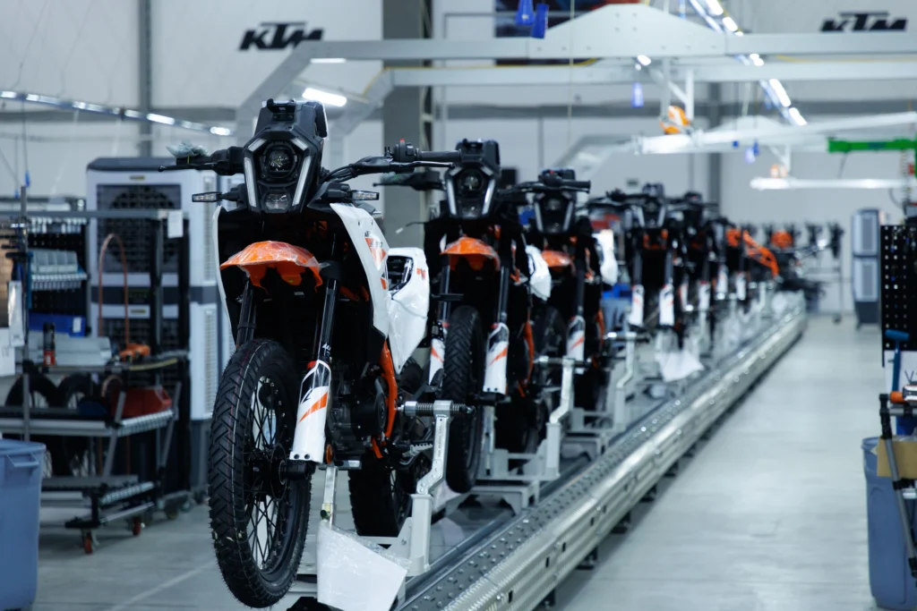KTM inaugura fábrica em Manaus e aumenta produção de motos