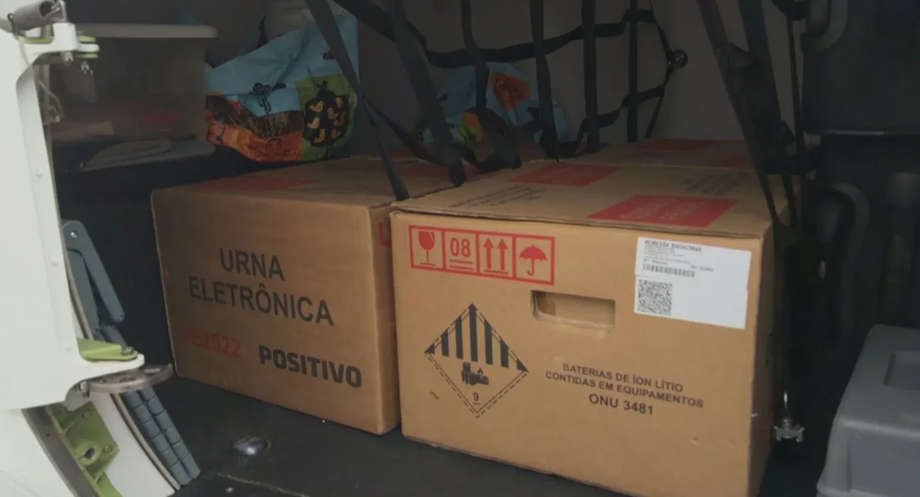 TRE-SP freta dois jatos para buscar urnas no interior de SP