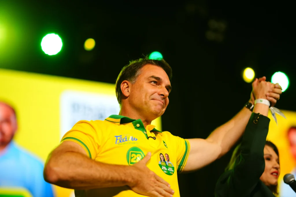 Flávio recebe Tarcísio e Derrite em Brasília para debater eleições
