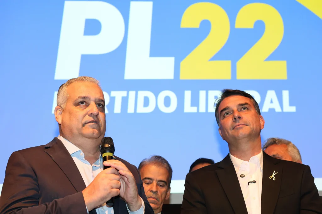 Ministra do TSE manda PT apagar post sobre vice de Flávio