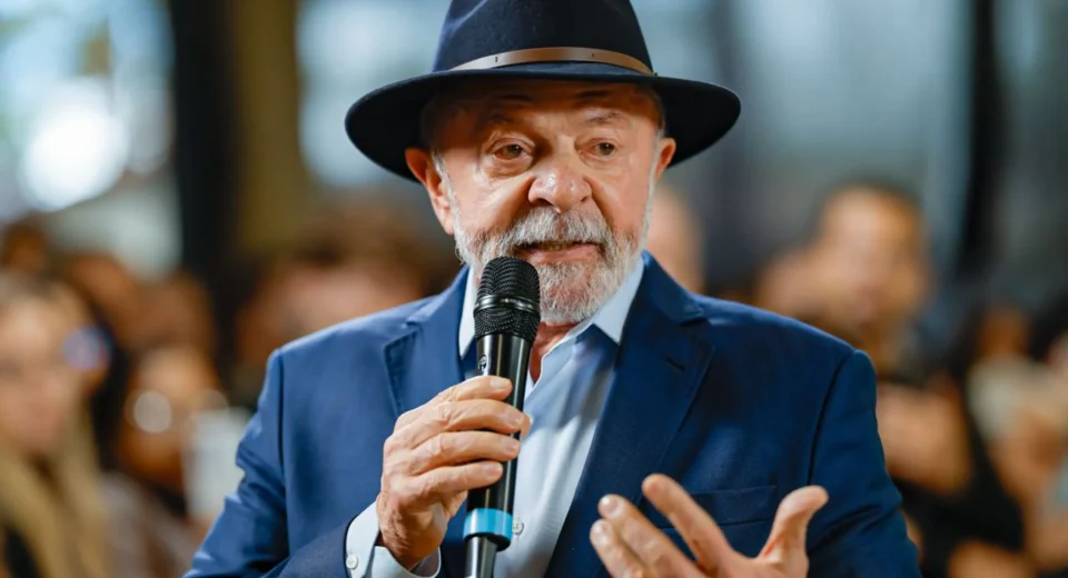 Campanha de Lula vê eleição indefinida e sem solução clara