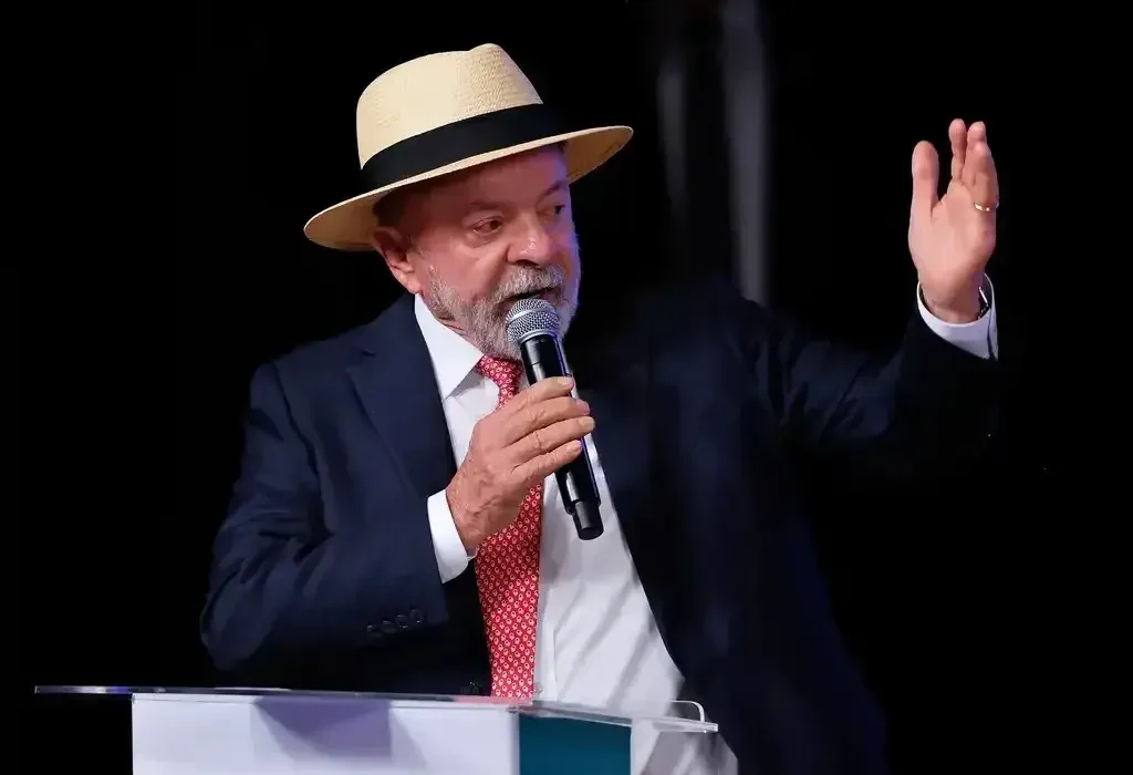 Lula diz a aliados preferir político no comando do Ministério da Segurança